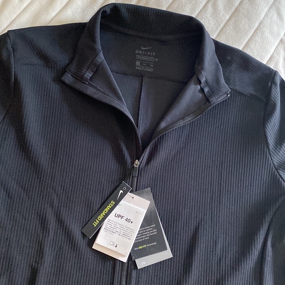 Nike Dri-Fit Women’s Zip-up - Picture 4 of 5